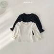 ［bebe holic］Fran frill tops Sale